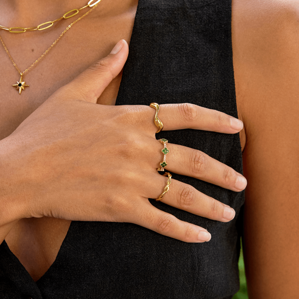Isla | 18K Gold Wave Ring