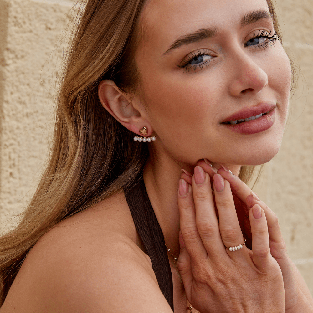 Liana | Pearl and Heart Drop Earrings